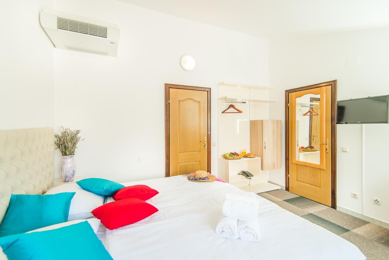 Hotel Villa فيرسار المظهر الخارجي الصورة