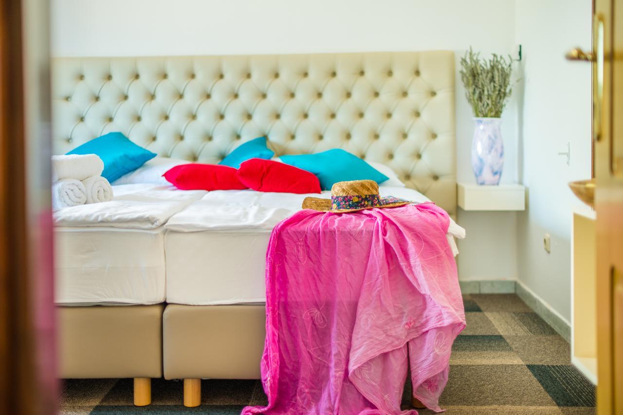 Hotel Villa فيرسار المظهر الخارجي الصورة